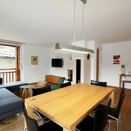 Symbiose 公寓 萨斯费